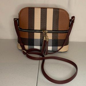 Light Weight Medium Dome Cross-Body Bag Shoulder